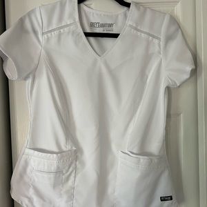 White Grey’s Anatomy scrub top. Size XS.